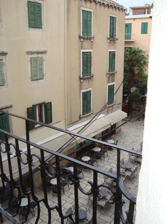 Apartment Barbara - Bojana Šibenik Habitación foto